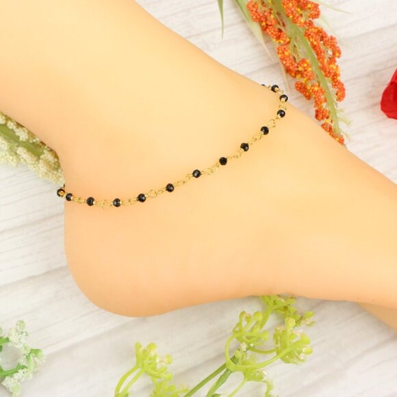 "Handmade Anklet – Elegant & Delicate Jewelry for Women | UNVRC1373 - Picture 4 of 10